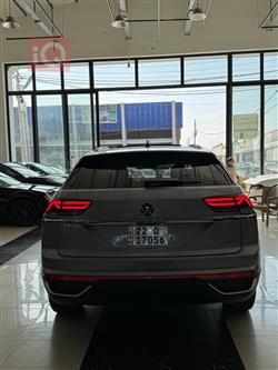 فولكسفاغن أطلس كروس سبورت